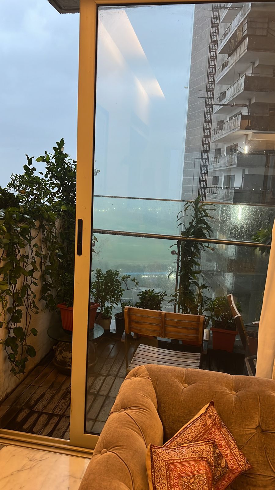 3 BHK Semi Furnished in Lodha Bellissimo , Mahalaxmi